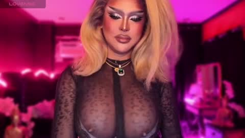Jade online show from June 8, 3:56 pm