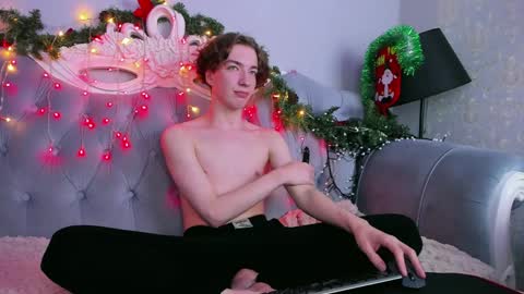 TrevorBenson online show from January 2, 10:22 pm