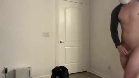 Snapshot of trevrye3 chatting on December 3, 6:54 am trevrye3 online show from December 3, 6:54 am