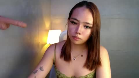 trexie_fucks15 online show from April 1, 5:10 pm