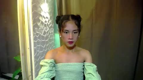 Trexie  online show from April 14, 7:14 am