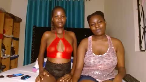 Snapshot of trey_queens chatting on March 13, 6:36 pm trey_queens online show from March 13, 6:36 pm