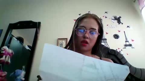 Snapshot of triana_bell chatting on September 29, 5:07 pm triana_bell online show from September 29, 5:07 pm