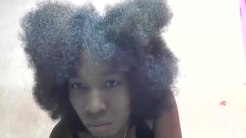 tricia9794 online show from April 7, 6:08 pm