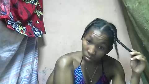 tricia9794 online show from April 17, 12:30 pm