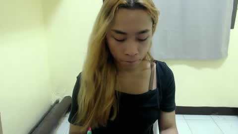 Snapshot of tricia_slut chatting on February 19, 5:27 pm tricia_slut online show from February 19, 5:27 pm