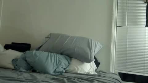 trickquestion online show from March 1, 9:11 am