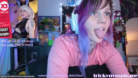 Snapshot of tricky_nymph chatting on January 4, 7:13 am Cassie online show from January 4, 7:13 am