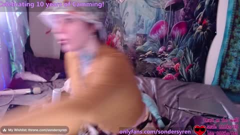 Snapshot of tricky_nymph chatting on February 28, 11:17 pm Cassie online show from February 28, 11:17 pm