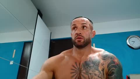 tridentmuscles online show from October 11, 6:39 pm