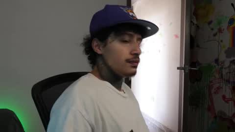 - trieone online show from March 15, 2:23 pm