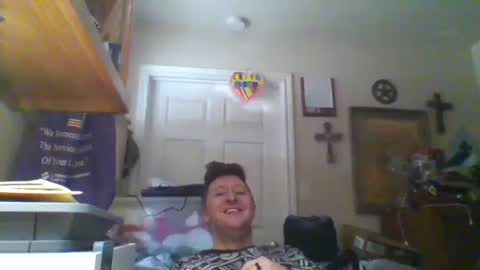 Snapshot of trillnonymau5 chatting on February 21, 8:49 pm trillnonymau5 online show from February 21, 8:49 pm