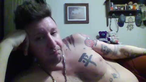 Snapshot of trillnonymau5 chatting on February 24, 7:41 pm trillnonymau5 online show from February 24, 7:41 pm