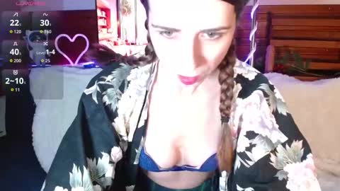 Snapshot of trinityfire chatting on January 7, 11:29 pm Trinity Fire online show from January 7, 11:29 pm