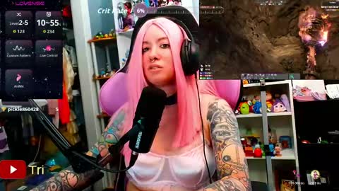 Trin Kat pet online show from April 7, 5:24 pm