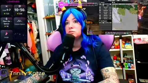 Trin Kat pet online show from April 17, 5:16 pm