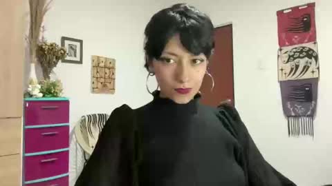 Snapshot of trinitysecrets chatting on February 18, 9:20 pm trinitysecrets online show from February 18, 9:20 pm