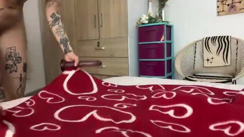 Snapshot of trinitysecrets chatting on February 28, 8:28 pm trinitysecrets online show from February 28, 8:28 pm