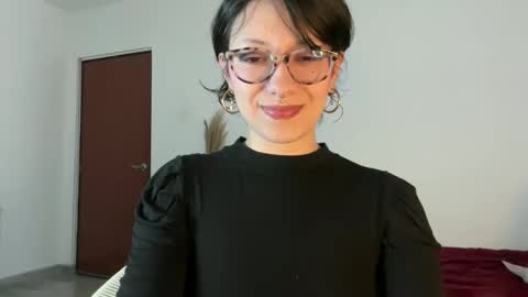 Snapshot of trinitysecrets chatting on September 15, 8:09 pm trinitysecrets online show from September 15, 8:09 pm