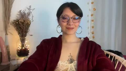 Snapshot of trinitysecrets chatting on November 16, 5:29 pm trinitysecrets online show from November 16, 5:29 pm