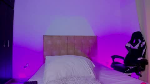 Triny online show from March 9, 2:10 pm