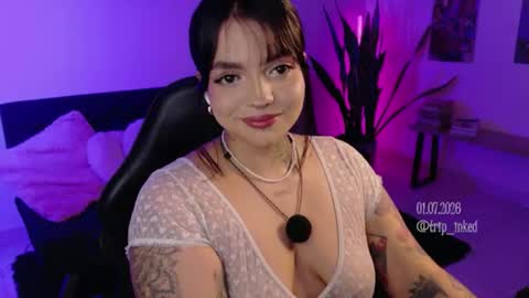 Snapshot of trip_inked chatting on July 2, 1:05 am Val martinez online show from July 2, 1:05 am