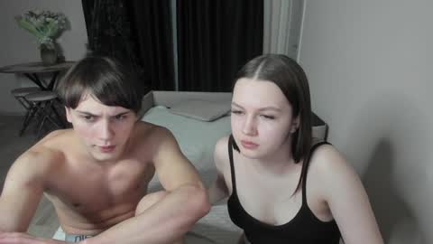 AnyaMarkPvt is open online show from December 7, 4:25 pm