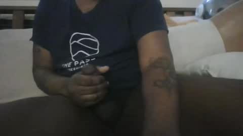 Snapshot of trippytk chatting on February 16, 6:32 pm trippytk online show from February 16, 6:32 pm