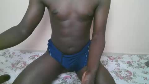 Tris6 online show from November 7, 1:00 pm