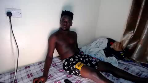 Trisboo5 online show from February 24, 9:32 am