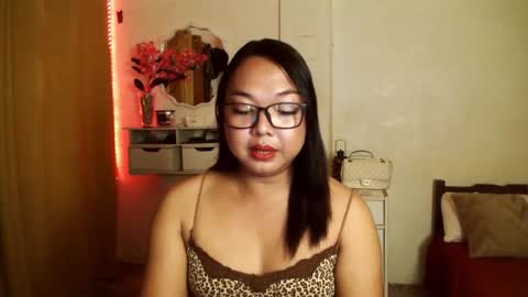 trisha online show from February 1, 2:21 am