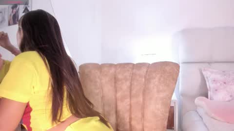 Snapshot of trissha_xk1 chatting on November 19, 2:39 pm Trissha online show from November 19, 2:39 pm