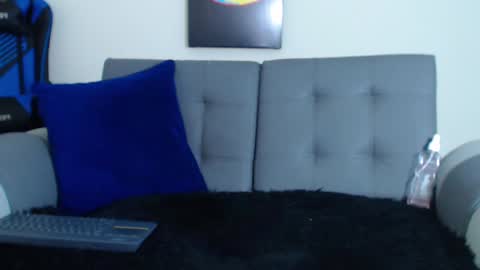 Snapshot of tristan_bm chatting on February 27, 2:21 pm tristan bm online show from February 27, 2:21 pm