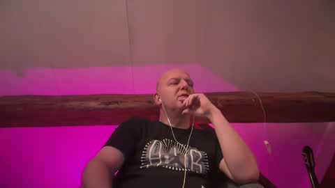 Triton online show from April 14, 2:50 am