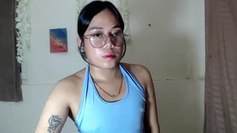 Snapshot of trixie_foxslut chatting on November 4, 2:38 pm trixie_foxslut online show from November 4, 2:38 pm