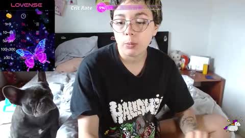 Snapshot of trixie_tangg chatting on September 14, 9:03 pm Kitty online show from September 14, 9:03 pm