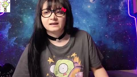 Snapshot of trixiedoescamcam chatting on April 21, 1:42 am trixiedoescamcam online show from April 21, 1:42 am