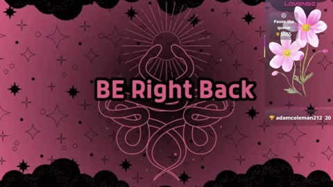 Snapshot of trixxiee_ chatting on February 19, 2:34 pm trixxiee_ online show from February 19, 2:34 pm