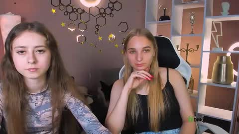 Trixy online show from June 5, 6:52 am
