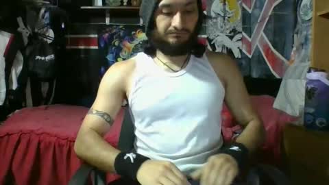 Snapshot of trizquelmen chatting on November 8, 10:52 pm Andrew online show from November 8, 10:52 pm