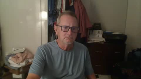 Snapshot of troffer1020 chatting on January 16, 12:02 am Troffer online show from January 16, 12:02 am