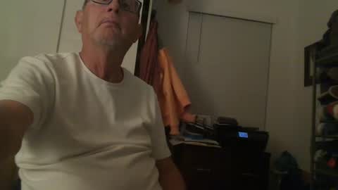 Snapshot of troffer1020 chatting on March 5, 6:01 am Troffer online show from March 5, 6:01 am