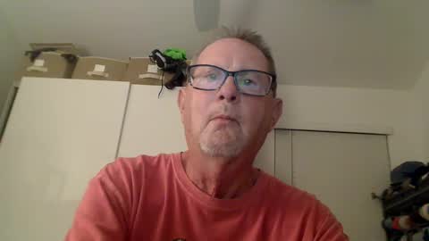 Snapshot of troffer1020 chatting on September 26, 2:59 am Troffer online show from September 26, 2:59 am