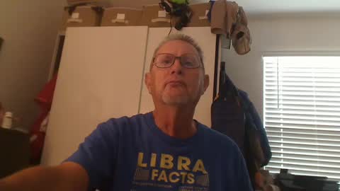 Snapshot of troffer1020 chatting on October 9, 10:19 pm Troffer online show from October 9, 10:19 pm