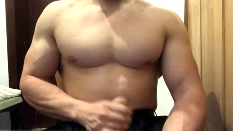 Troncq online show from April 14, 7:09 pm