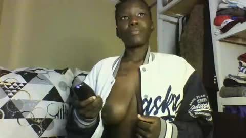 darkbarbie online show from January 14, 12:00 pm