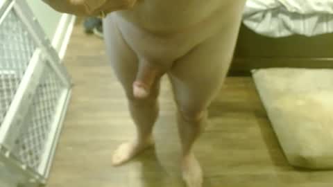 Snapshot of troy1965 chatting on February 3, 3:27 pm troy1965 online show from February 3, 3:27 pm