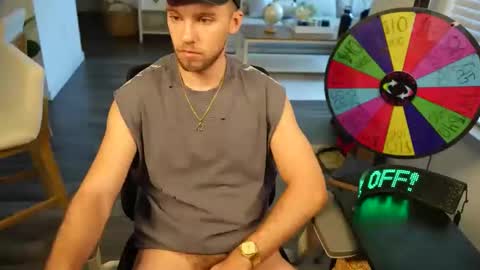 Troy Green online show from April 17, 9:40 pm