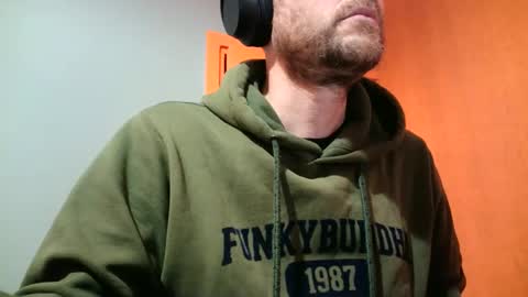 Snapshot of truble_78 chatting on February 18, 4:48 pm truble_78 online show from February 18, 4:48 pm