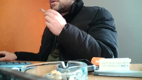 Snapshot of truble_78 chatting on February 21, 8:07 am truble_78 online show from February 21, 8:07 am